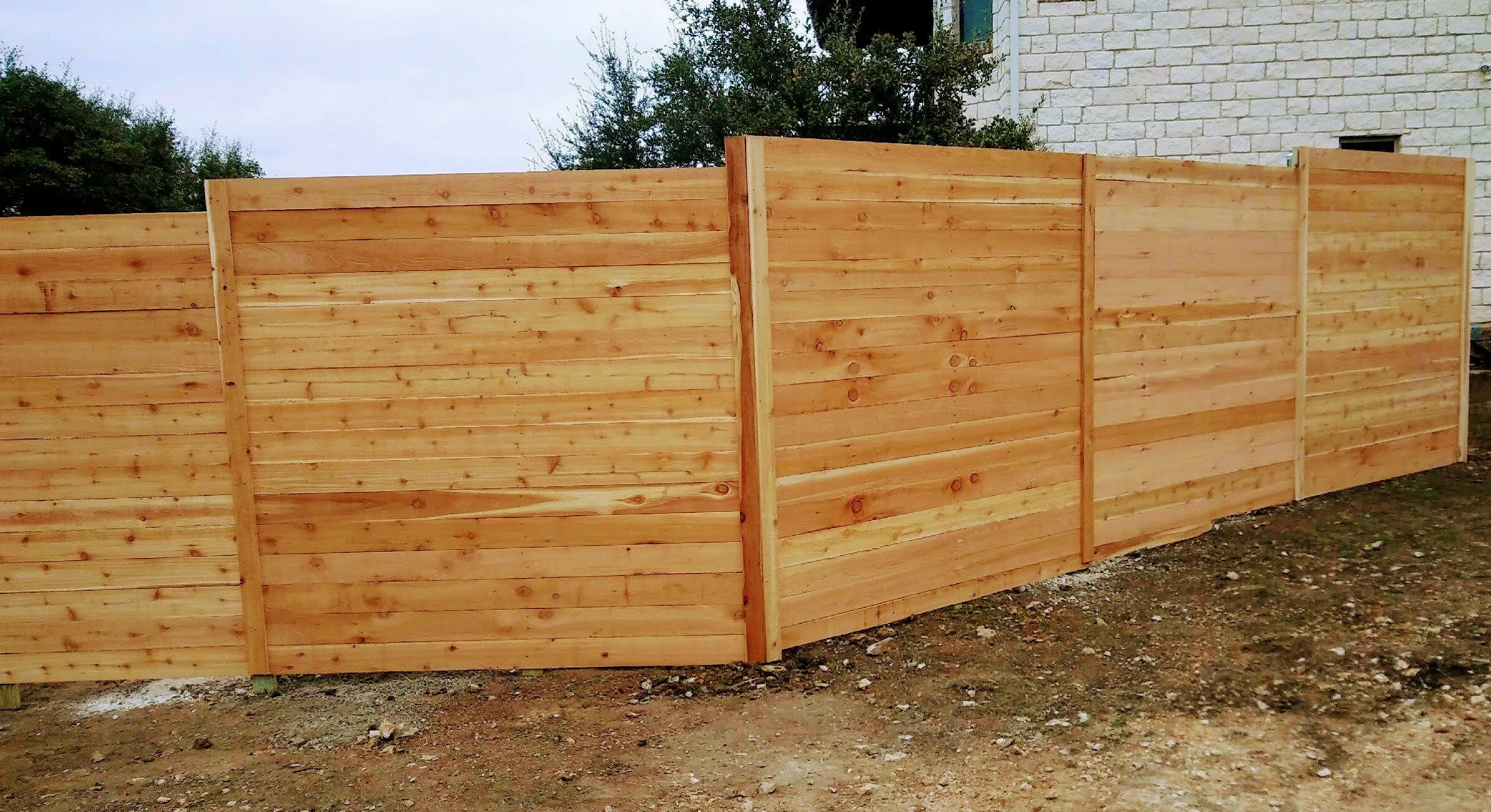 Horizontal cedar privacy fence